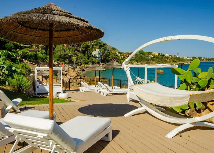 Calanica Resort