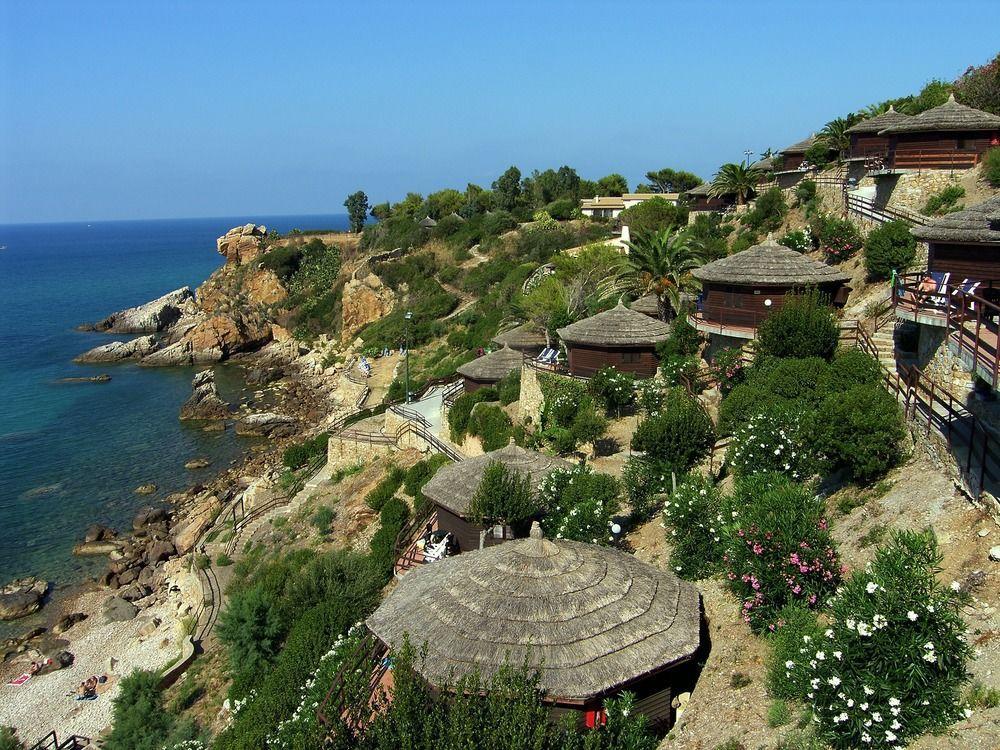 Calanica Resort 4*